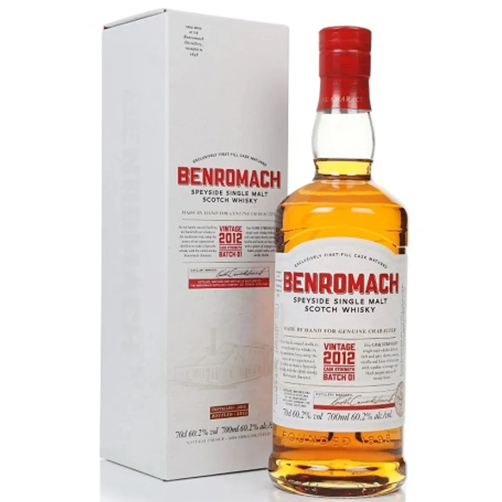 Botella de Benromach Cask Strength Vintage 2012 Batch 01