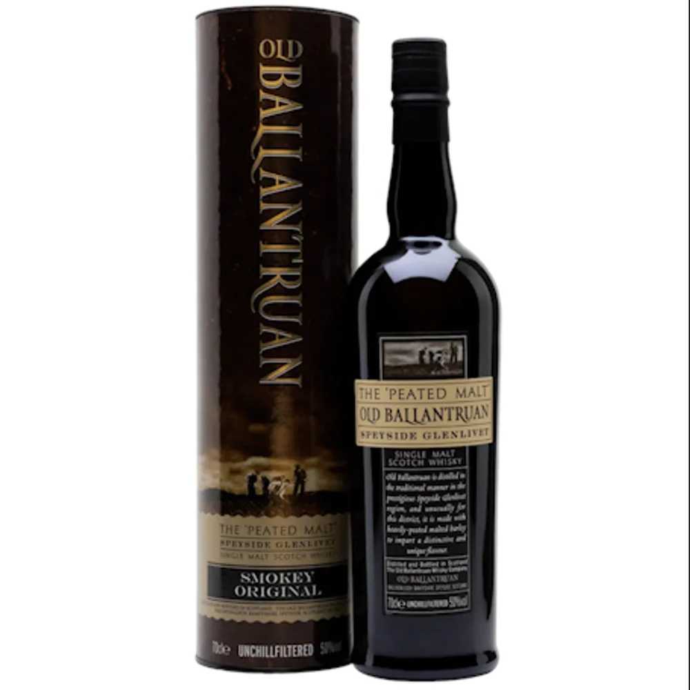 Botella de Old Ballantruan Peated Malt