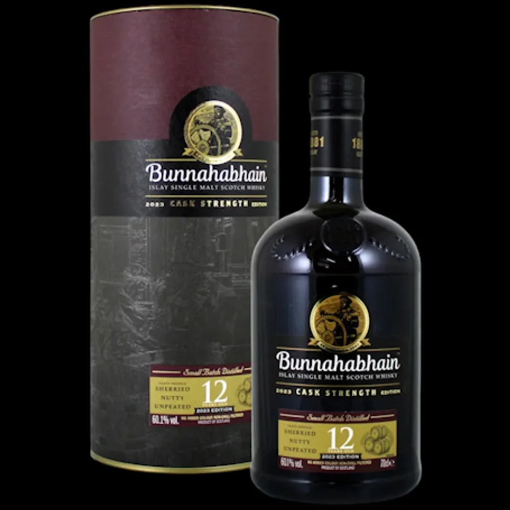 Botella de Bunnahabhain 12 Cask Strength 2023